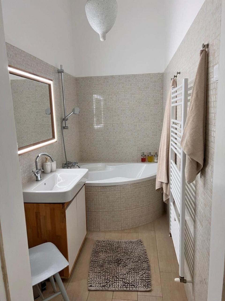 Stylish Flat In City Centre Bratislava Esterno foto